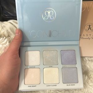 Lightly Used Anastasia Beverly Hills  Moon Child Kit